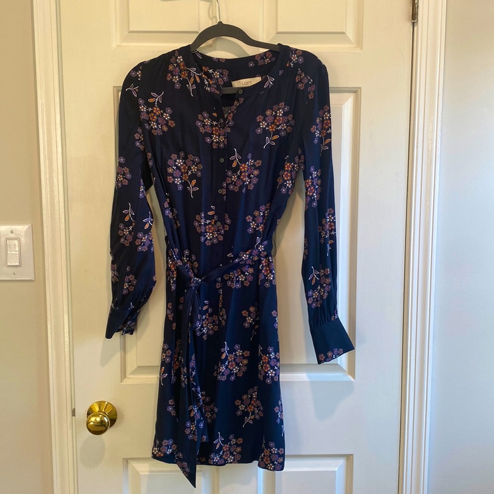 Navy and floral button down dress. Size XS. Loft